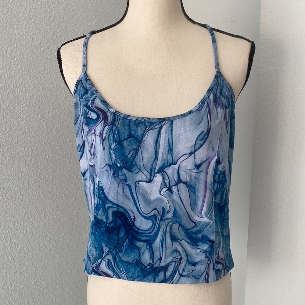 ❤️3x$20 Victoria’s Secret Blue Marble Spaghetti Strap Crop Top